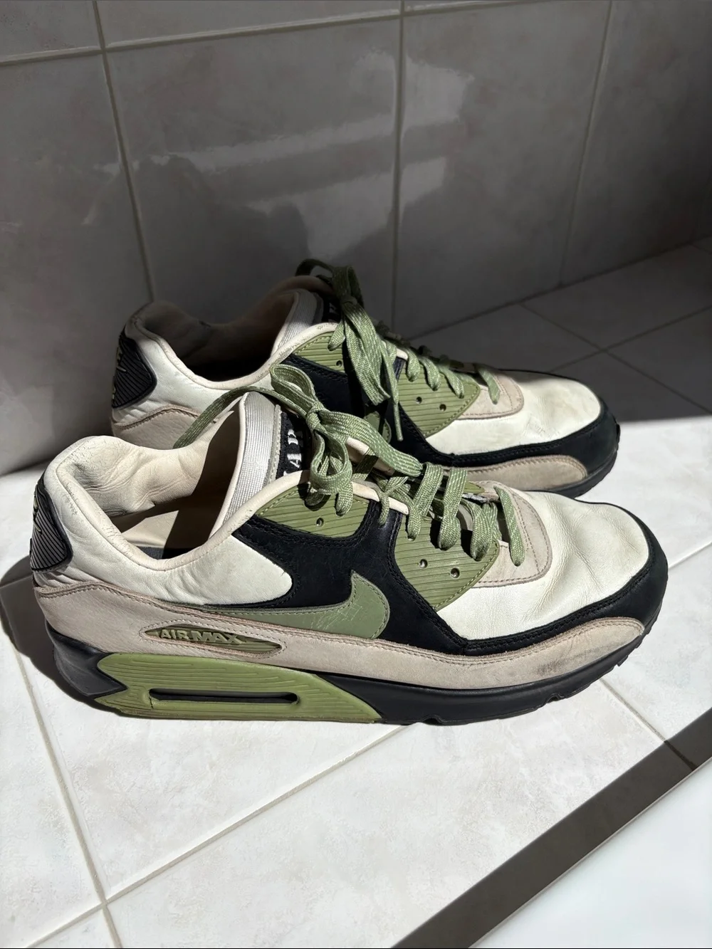 Nike Air Max 90 Lahar Sneakers C15646-200 in Ivory/ Cream Colors